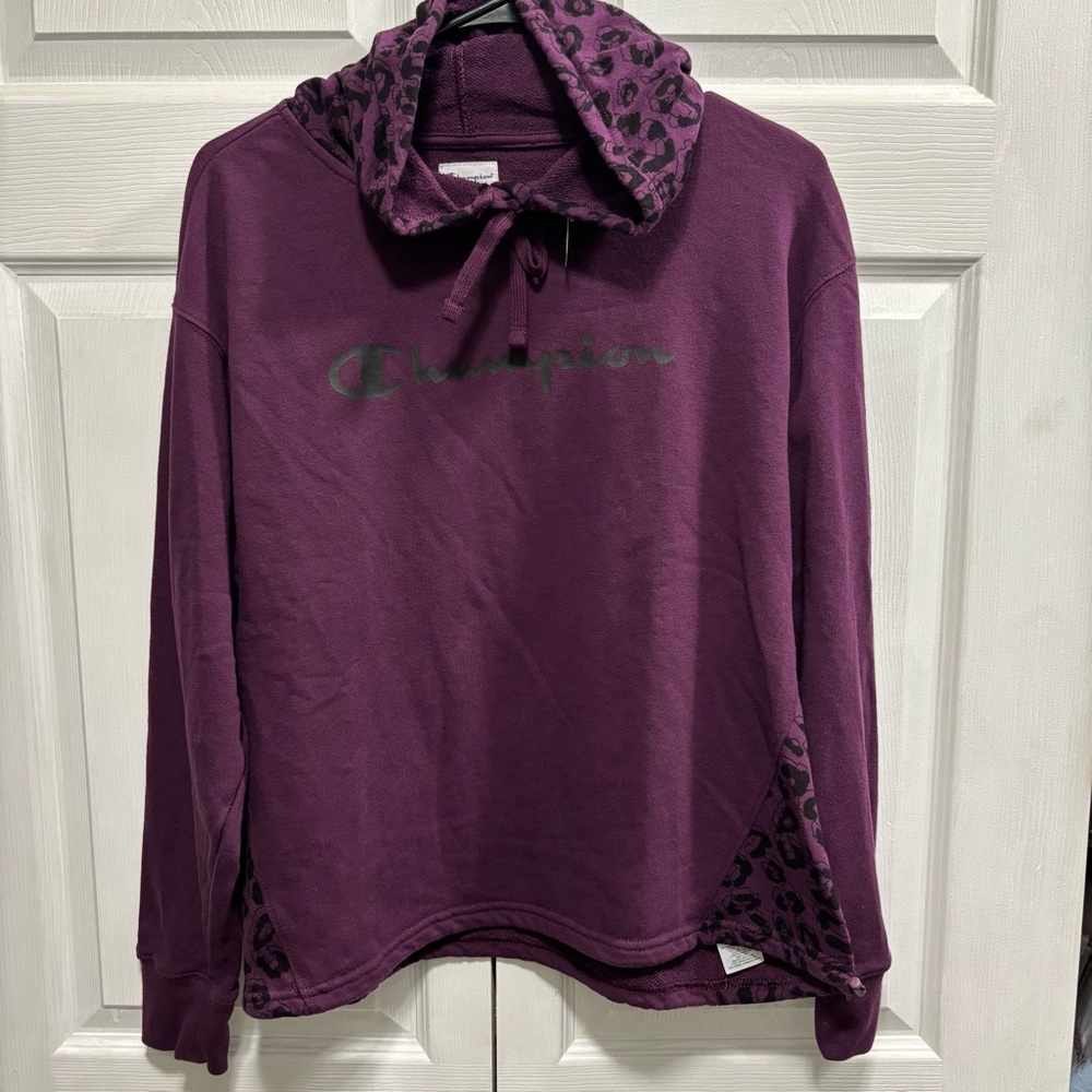Women’s Large Champion purple leopard print hoodie with drawstring